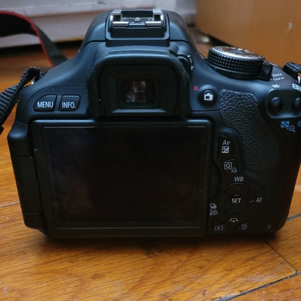 Canon eos rebel t3i digital camera